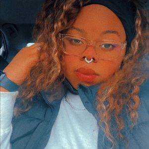 Meet your Posher, Shae